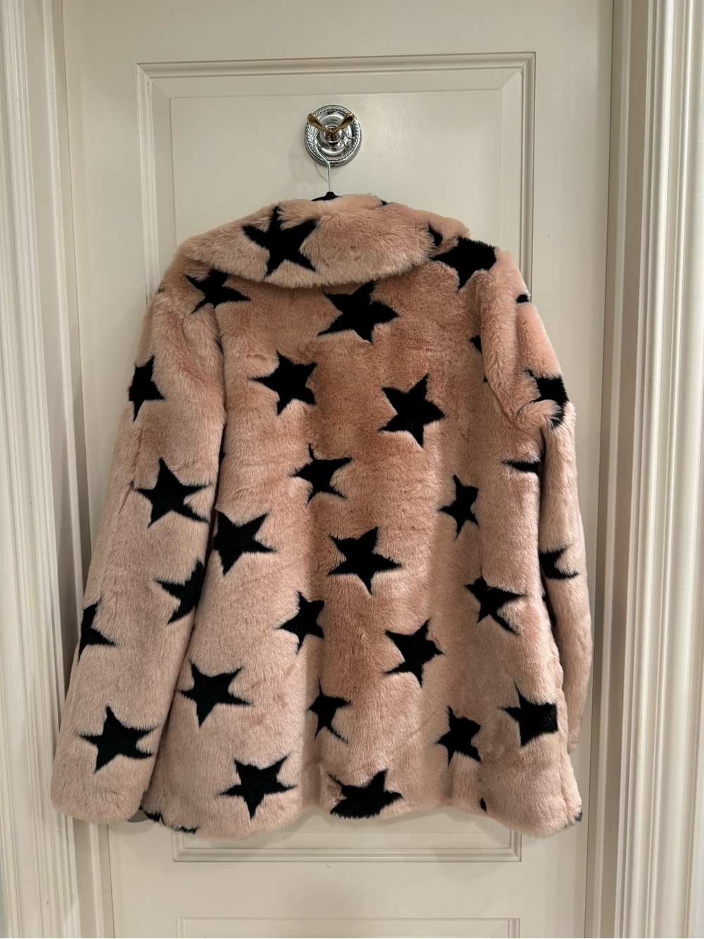 Avec Les Filles Pink Faux Fur Star Jacket with Black Stars - Picture 6 of 8